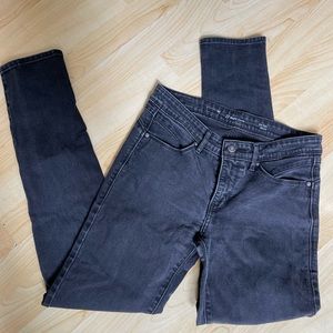 Faded Black Levi Jeans